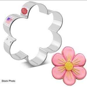 Flower 3.75” Cookie Cutter